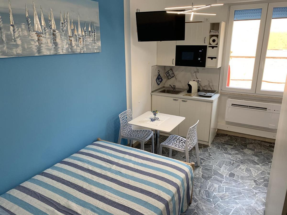 Indipendent Blue Apartment แฟร์รารา ภายนอก รูปภาพ