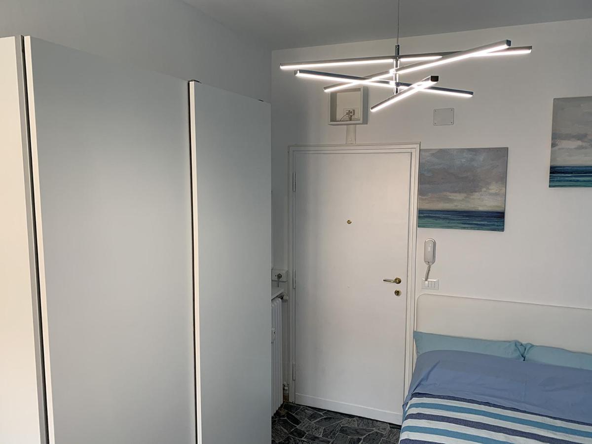Indipendent Blue Apartment แฟร์รารา ภายนอก รูปภาพ